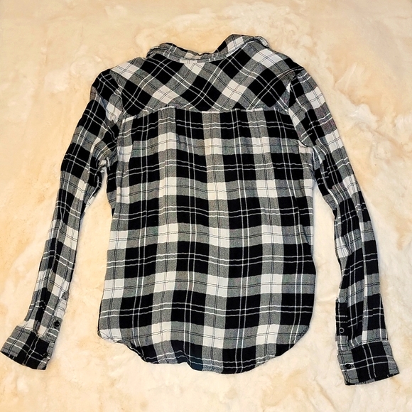 Polly Esther Plaid Shirt, Size M Color, black and white - Picture 4 of 5